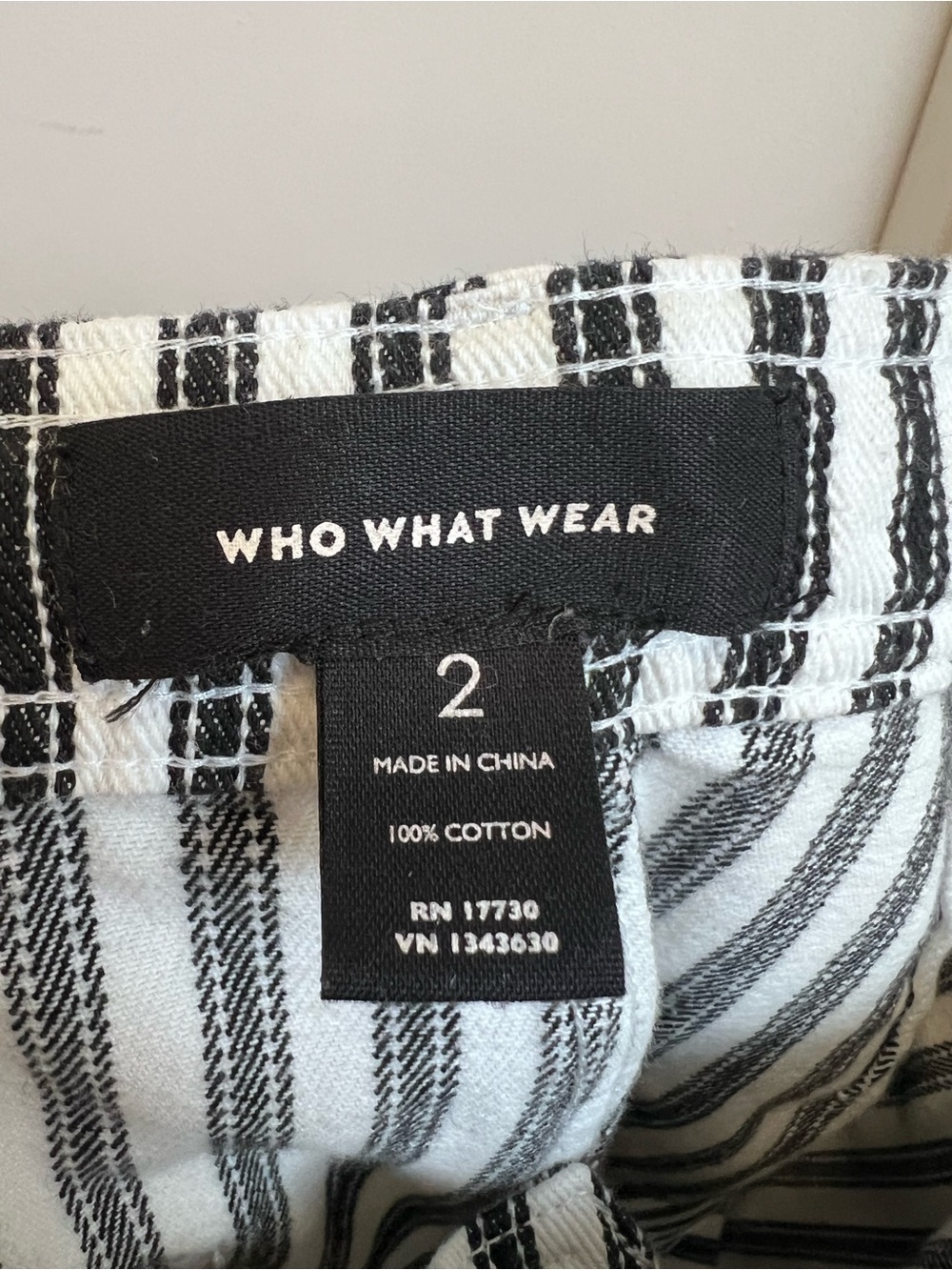 Who What Wear Railroad Stripe Cropped Wide Leg Utility Pants 100% Cotton Size 2 - Picture 9 of 9